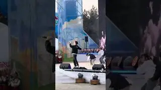 Dimash rehearsing 