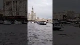 какие судна ходят по Москве реке 