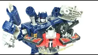 Transformers Netflix Earthrise Soundwave Chefatron Review