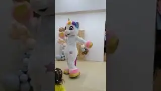 Ростовая кукла Единорог. Аниматор для поздравления Тюмень на детский день рождения.