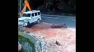 На Гелике спас мотоциклиста от трактора