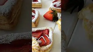 Чудесные✨ СЛОЙКИ с Клубникой!🍓