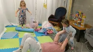 Fun Parent Kid Acro-Yoga