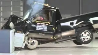 DEADLY CRASH TEST Ford F150 - Moderate Overlap Test IIHS