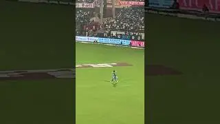 Virat entry on pitch #indvsaus2023 #indvsaus #viratkohli #rohitsharma  #shortvideo #chirag_bhalodia