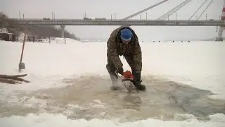 Как делают прорубь для моржей