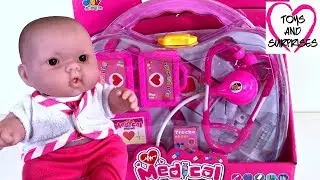 Кукла Пупсик играем в 💗Доктора как мама 💖Baby Doll Doctor Playset