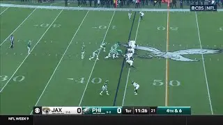 Eagles recover Jaguars' muffed punt to create an instant-red-zone opportunity