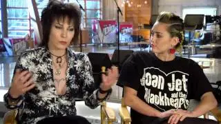 Joan Jett & Miley Cyrus - Talks '' The Voice ''