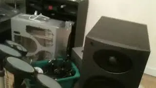 speaker unboxing