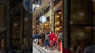 Rua da Famosa Confeitaria Colombo, Rio de Janeiro.