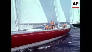 YACHTING ROUND THE WORLD RACE - NEWS IN COLOUR