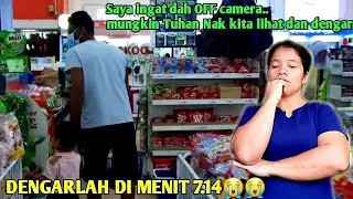 SAAT BELANJA BARANG TAK SENGAJA TEREKAM KEJADIAN MENYEDIHKAN