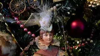 The Victorian Christmas Tree at Victorian Gardens Cattery - Part 1