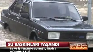 İzmir'i sel esir aldı!