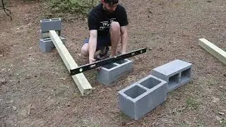 Cinder Block Bench // cheap easy outdoor seating