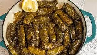 Greek Stuffed Grape Leaves (Easy Recipe!) Dolmadakia