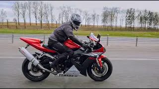 Yamaha R1