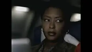 Apple iBook Commercial Airplane 2001 Who Let The Dogs Out