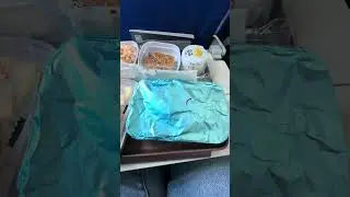 Китайские авиалинии покормили 