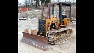 Case 350b Track Dozer Online at Tays Realty & Auction, LLC