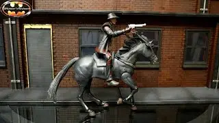 Diamond Select Westworld Man in Black Battle Damaged Bloodied DST PX Exclusive Action Figure Review