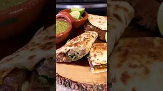 Quesadillas de Carne Asada Steak Quesadilla #shorts