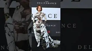 Andra Day Bold Unique Look @ The Deliverance Movie Premiere #andraday #fashionpolice #netflix #la