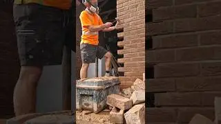 Toothing out brickwork #bricklayer #work #shorts