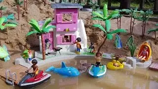 Playmobil City Life Beach House Building Playset and Sea Animals Toys for kids