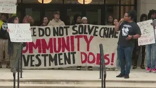Protestors ask for disbandment of JSO gang unit after violent arrests, scandals