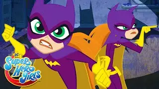 Batgirl in Aktion! 💥 | DC Superheldinnen