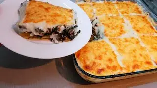 Картошка с фаршем и шпинатом под соусом Бешамель. Это очень вкусно!!!Турецкие рецепты.