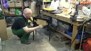 Ремонт офисного стула. Repairing an office chair. 办公椅维修