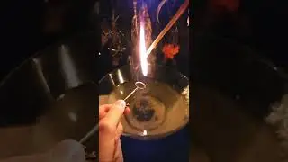 СНЯТЬ ПОРЧУ И ВЕРНУТЬ ЗЛО ВРАГУ🔮🔥 ЧИСТКА ОТ НЕГАТИВА ЧЕРЕЗ ВОСК🧿🔮