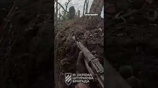 Terrifying GoPro footage: Ukrainian soldiers storm Russian trenches #warinukraine #shorts