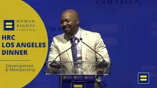 Actor Brian Michael Smith speaks at 2022 HRC LA Dinner