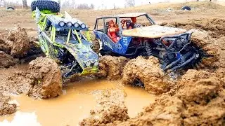 RC MUD Trucks 4x4 Trail — Axial Wraith VS WLtoys 10428 — RC Extreme Pictures