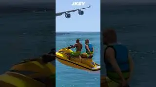 Emergency Landing on the beach after One Engine Failure GTA 5 #shorts