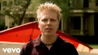 The Offspring - Why Don't You Get A Job? (Official Music Video)