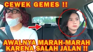 PRANK TAXI ONLINE !!! TERSESAT DIJALAN BARENG CEWEK GEMOY DAN CANTIK INI !!!