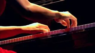 Юджа Ванг (Yuja Wang). Звучит Соната K.427 Д. Скарлатти (D. Scarlatti)