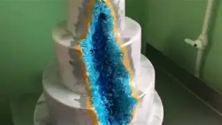 Аветорт - свадебный торт с кристаллами