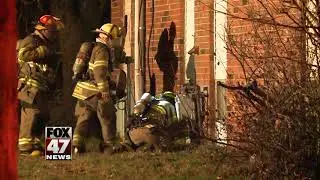 Fire confined to basement locker room in Lansing