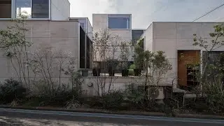 How This Japanese House Garden Immerses You in the Beauty of Changing Seasons