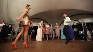 Безумные танцы на свадьбе Dancing at the wedding