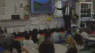 ABC10 Meteorologist Rob Carlmark teaches Stockton students about weather