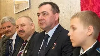 Павел Шевченко —  Командир отделения ОМОН, Герой Российской Федерации