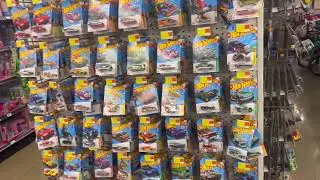 Hot Wheels Peg Hunting!