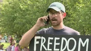 Hundreds gather at Kentucky Capitol for Freedom Rally as Beshear lays out plans for reopening